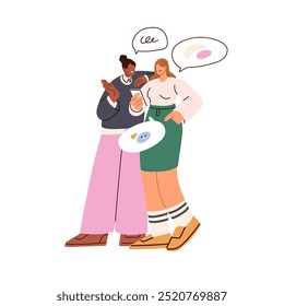 Felizes mulheres amigas discutindo e compartilhando conteúdo on-line engraçado no smartphone. Meninas falando sobre mídias sociais online, olhando para celulares. Ilustração de vetor plano isolada no plano de fundo branco