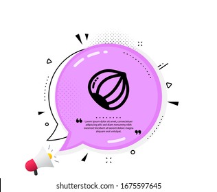Hazelnusssymbol. Angebotsblase.Geschmackvolles Nusszeichen. Veganisches Lebensmittelsymbol. Anführungszeichen. Klassisches Haselnusssymbol. Vektorillustration