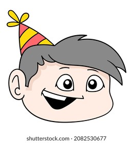 cara feliz de chico cabeza celebrando cumpleaños, emoticono de caja de ilustraciones vectoriales. dibujo de icono de garabato