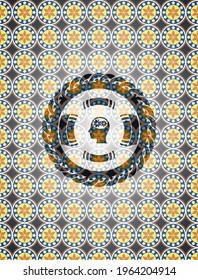 con el icono de los engranajes dentro de la placa arabesca. decoración árabe. 