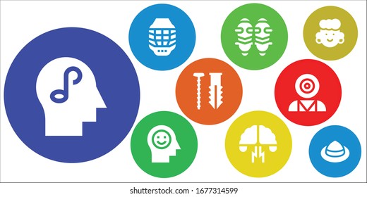 conjunto de iconos de cabeza. 9 iconos de cabeza rellenos.  Iconos modernos sencillos, como: Mente, casco, guardias Shin, lluvia de ideas, tornillo, control de la mente, Avatar, sombrero