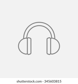Icono de línea de auriculares para web, móvil e infografía. Icono vector de gris oscuro aislado en fondo gris claro.