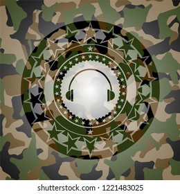 headphones icon on camo pattern