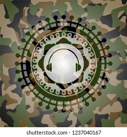 headphones icon on camo pattern