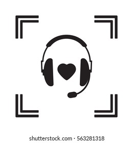 headphones  with microphone   icon, isolated. Flat  design. 