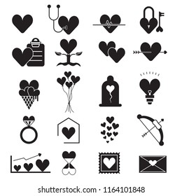 Heart icon outline stroke set. Simple pictograms pack. Stroke vector illustration on a white background. Modern outline style icons collection.thin line. valentines day, love day, open your heart.