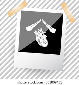heart protect. Photoframe. Vector icon.
