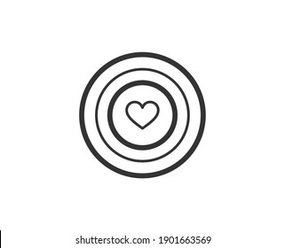 Heart target icon. Valentine's day black line sign. Premium quality graphic design pictogram. Outline symbol icon for web design, website and mobile app on white background. Monochrome holidays icon