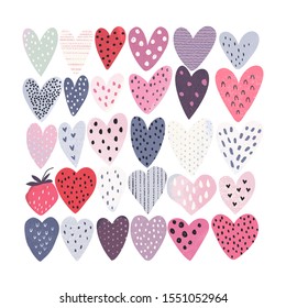  Corazones sobre fondo blanco, vectorial tarjeta de vacaciones con fresa y corazones al azar coloridos para el día de San Valentín.