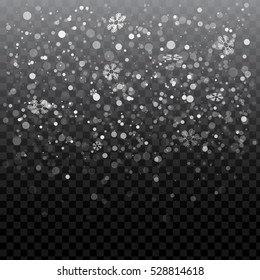 Gran ilustración vectorial de nevada. Muchos copos de nieve blancos, nieve aislada en fondo transparente. La nieve vectorial realista brilla sobre negro.