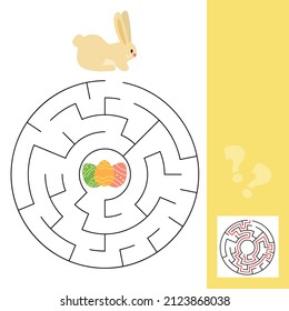 Ayuda al pequeño conejito a encontrar el camino al huevo de Pascua. Laberinto con respuesta. Juego de mazmorras para los niños. Un juego de mesa con un conejo. Pascua.