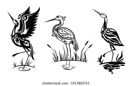 Iconos vectores de aves garantes o garzas, siluetas de manteca negra en agua pantanosa con cañas. Grasas con cuerpo ornamentado en vista lateral de pantano, emblemas de diseño de tatuajes aislados en conjunto de fondo blanco