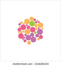 Hexagon mit dem Namen des kreisförmigen Logos. 