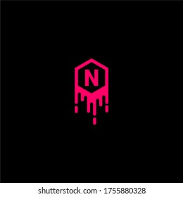 lootipo de N geométrico hexagonal en el concepto de diseño de color rojo
