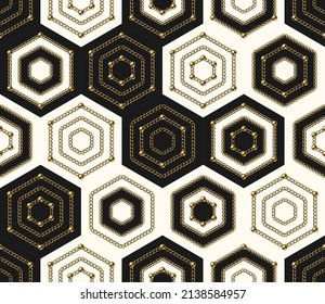 Hexagonal grid seamless pattern with gold realistic chain and beads on black background. Fashion illustration. Seamless art deco pattern. Vector illustration