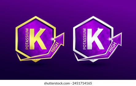 Hoch kaliumhaltige Mineralien in sechseckiger Form, Aluminiumgold und Silber mit Glanzpfeil. Wird für Design-Nahrungsergänzungsprodukte verwendet. Vitaminetikett-Logo 3D auf lila Hintergrund. Vektorgrafik EPS10.