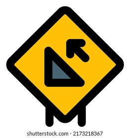 High slope road ahead for the road signal