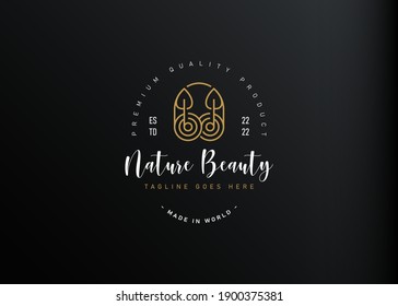 Diseño del logo de las colinas y los árboles. Ilustración vectorial del diseño abstracto de colinas y árboles de monolina. Plantilla de icono de línea vectorial de diseño de logotipo de vintage