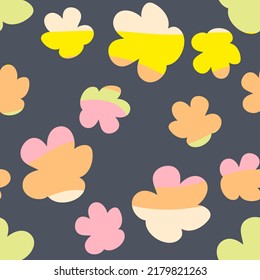 Hippie aesthetic rainbow flowers seamless pattern in 1970 style. Retro groovy print for fabric, paper, T-shirt in 1970s style. Simple vector background for decor and design.

