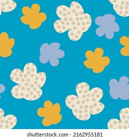 Hippie aesthetic summer seamless pattern with spotted flowers. Retro groovy print for fabric, paper, T-shirt in 1970s style. Simple vector background for decor and design.

