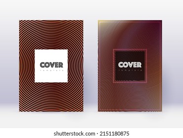 Conjunto de plantillas de diseño de portada Hipster. Líneas abstractas de oro sobre fondo marrón. Diseño de portada. Catálogo, afiche, plantilla de libro, etc.