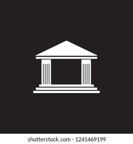 Historical building icon. Simple element illustration. Historical building symbol design template. Can be used for web and mobile