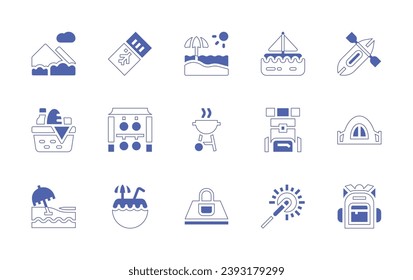 Conjunto de iconos de vacaciones. Curso de línea de estilo duotónico y negrita. Ilustración vectorial. Consta de playa, cóctel, velero, canoa, mochila, tienda de campaña, chispa, montañas, pasaje aéreo, cesta de comida.