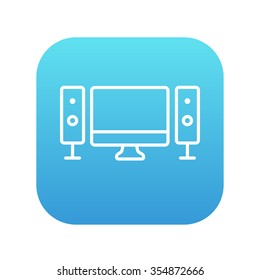  Icono de línea del sistema de cine en casa para web, móviles e infografías. Icono de blanco vector en el cuadrado de gradiente azul con esquinas redondeadas aisladas en fondo blanco.