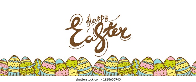 Banner horizontal de tarjeta con huevos de colores y letras Feliz Pascua. Elementos coloridos sobre fondo blanco. Celebración, fiesta, felicitación. Ilustración vectorial dibujada a mano.