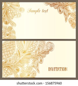 Invitación horizontal de lujo con un estilo estilizado de flores doradas sobre un fondo beige. Ilustración vectorial. Establecer.