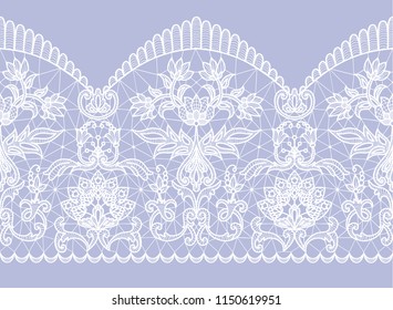 Horizontal nahtloser blauer Hintergrund und weißes Spitzenband mit floralem Muster