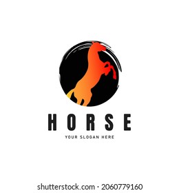 Concepto de diseño de logotipo de caballos. Ilustración vectorial