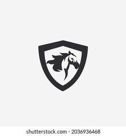 Concepto de logotipo de diseño de escudo de caballo