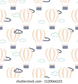 Hot air balloons seamless vector pattern.