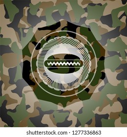 hot dog icon inside camo texture