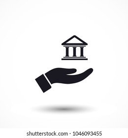 House icon in the hand