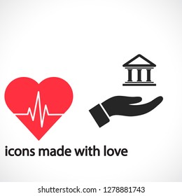 House icon in the hand