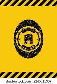 icono de casa dentro del signo de advertencia, emblema negro grunge. Ilustración vectorial. Detallado. 