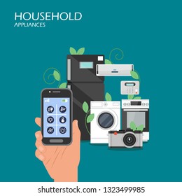 Ilustración plana vectorial de los electrodomésticos. Mano con smartphone con aplicación de control remoto y electrodomésticos inteligentes frigorífico, lavadora, fogones, aire acondicionado, cámara. Tecnología de automatización en el hogar.