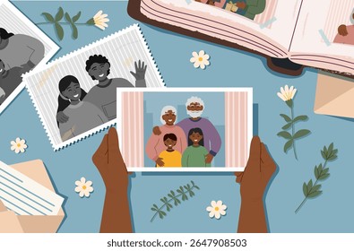 Um humano mãos velhas segurando uma foto de avós e netos, foto vintage de jovens. Valores da família e da vida ​ ​conceito. O conceito de envelhecimento. Banner plano vetorial.