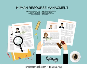 Concepto de gestión de los recursos humanos, búsqueda de personal profesional, trabajo, análisis de currículum, documentos, lupa, notas adhesivas, bolígrafo. ilustración vectorial en diseño plano