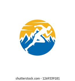 human run in mountain logo design vector