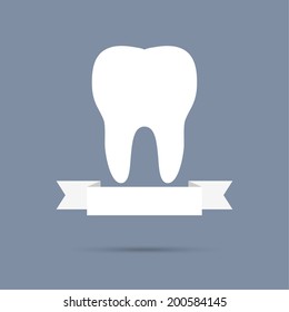 Human tooth icon.