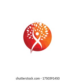Diseño del logotipo de árbol humano. Logotipo del árbol de personas saludables.	
