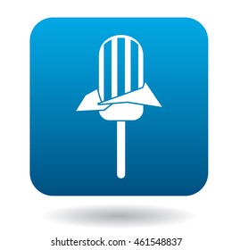 Ice lolly icon in simple style isolated on white background