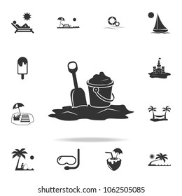 Icon of bucket filled with sand and scoop. Detailed set of beach holidays icons. Premium quality graphic design. One of the collection icons for websites, web design, mobile app on white background