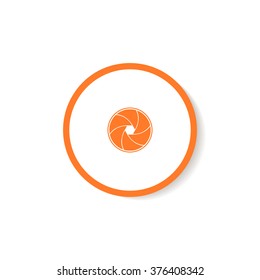 Icon Camera objective.