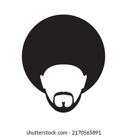 El icono es un hombre con peinado afro. Silueta negra de cabeza con un voluminoso peinado, bigote y barba. Ilustración vectorial aislada en un fondo blanco para el diseño y la web.