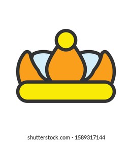 Icon tiara in lineal color style. vector illustration and editable stroke. Isolated on white background.