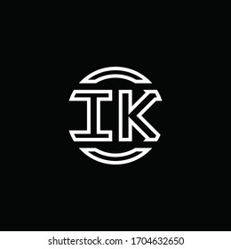 Monograma del logotipo IK con una plantilla de diseño redondeado de círculo con espacio negativo